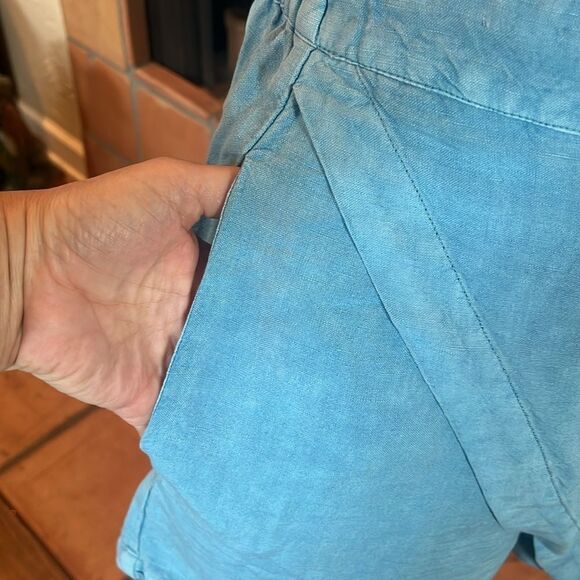 Young Fabulous & Broke Blue Faux Wrap Linen Shorts, size M - Picture 3 of 7